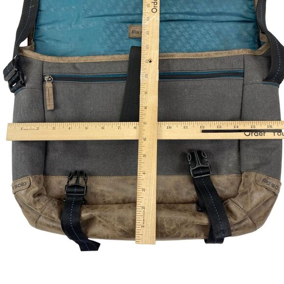 Solo New York Urban Nomad Laptop Messenger in Gray Plaid Shoulder Strap - Picture 3 of 16